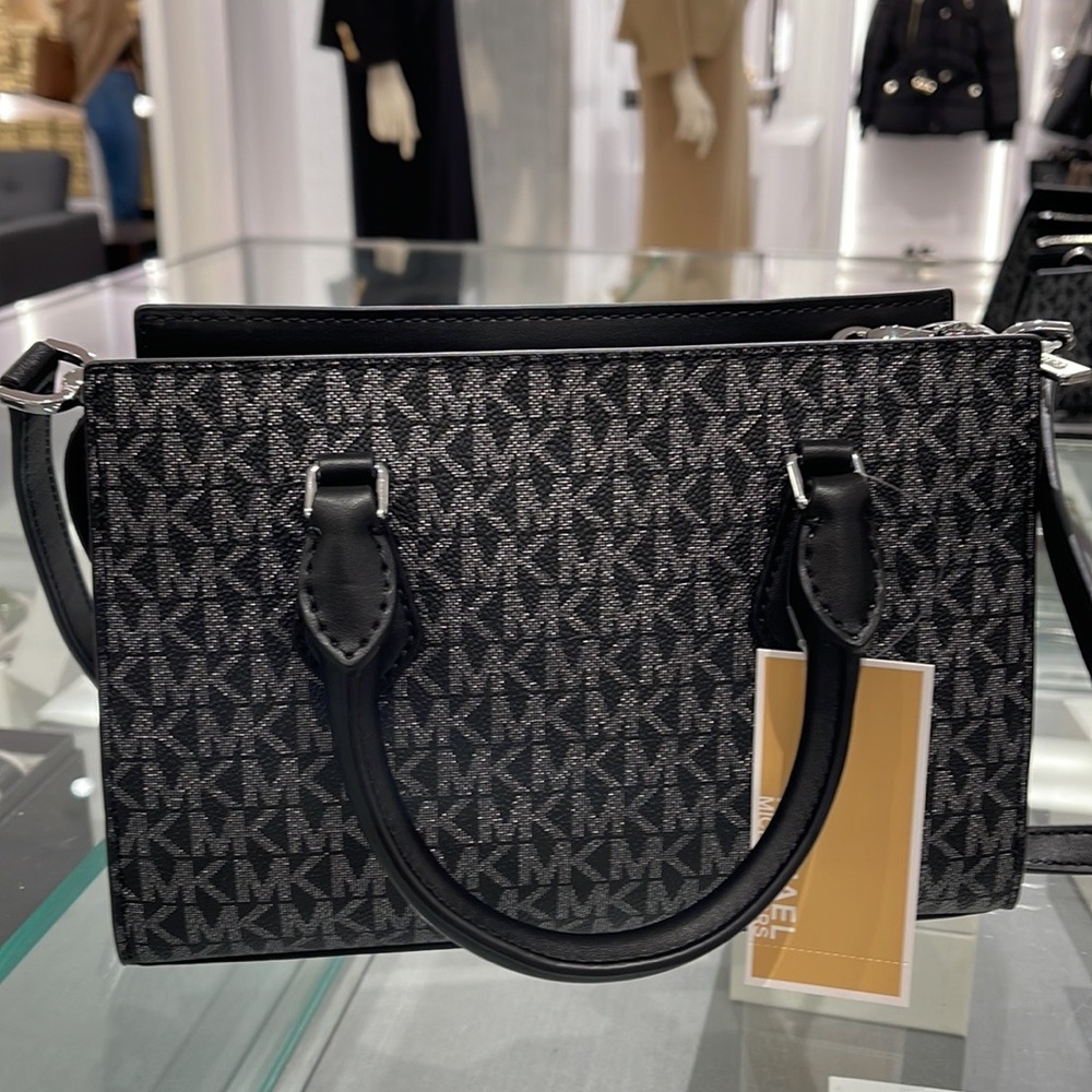 MICHAEL KORS
Sheila Small Faux Saffiano Leather Satchel
Black/Silver  
NWT - Picture 12 of 16